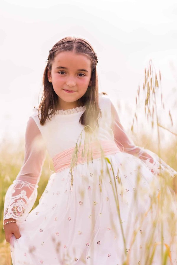 Quels sont les critères à prendre en compte pour choisir une robe de communion pour votre fille ?