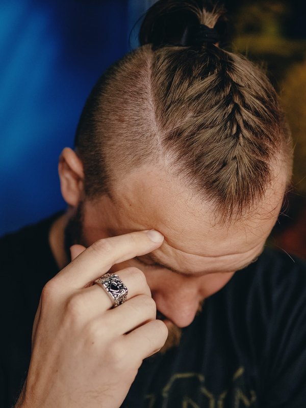 Les bijoux vikings : comment les porter et les intégrer dans votre style